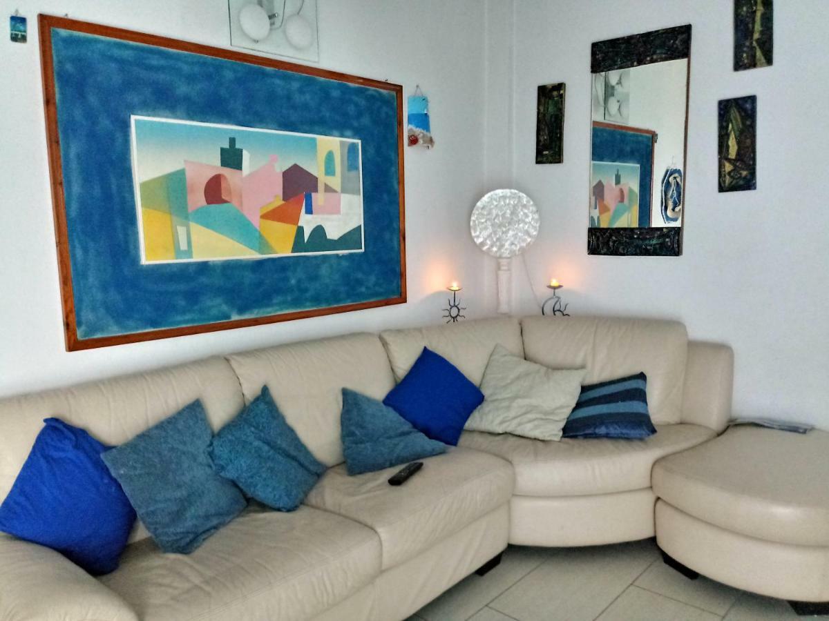 Villa Mariolina Casa Vacanze à Capoterra Extérieur photo