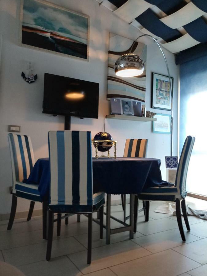 Villa Mariolina Casa Vacanze à Capoterra Extérieur photo